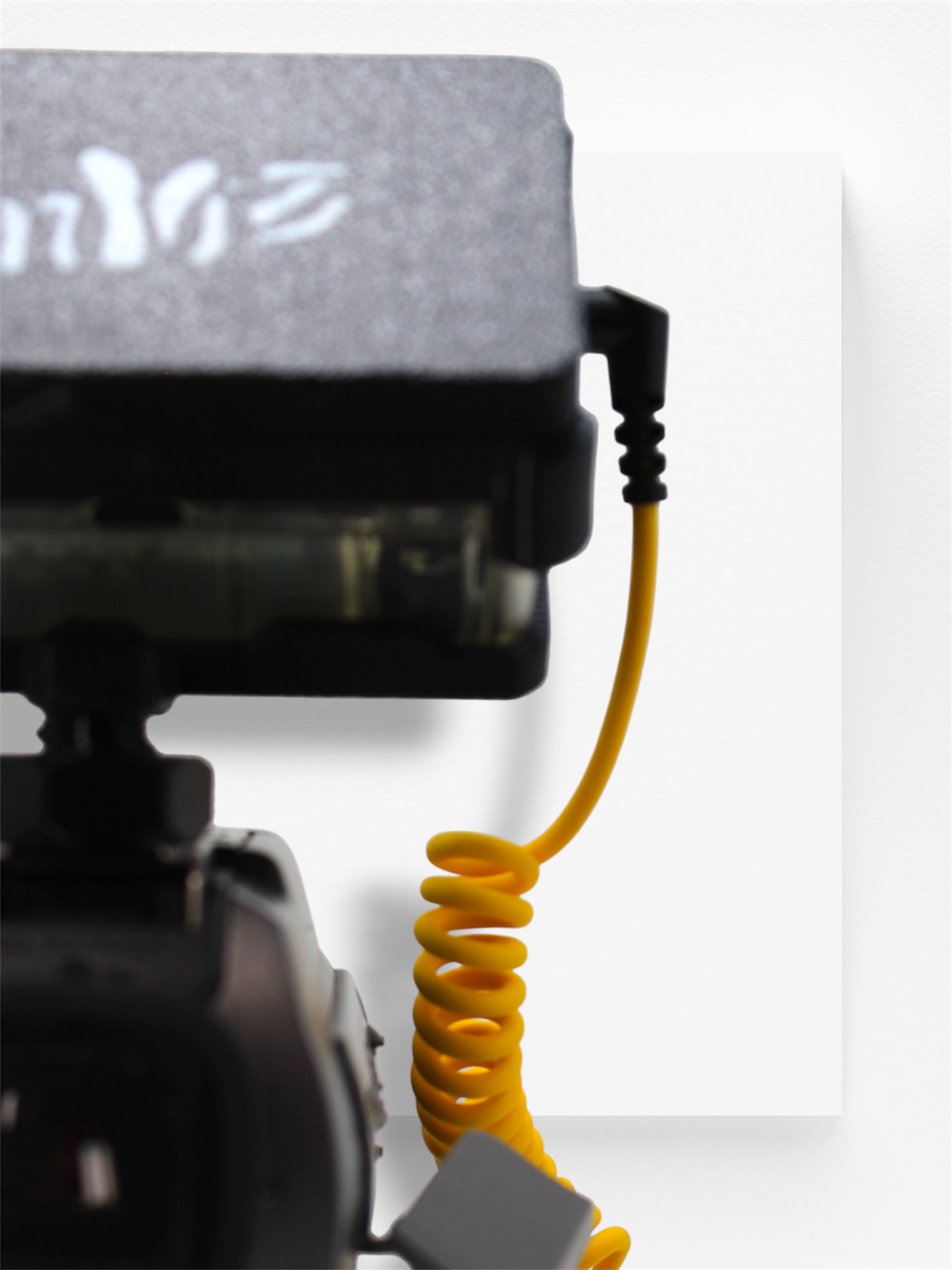 Yellow 3.5mm to 3.5mm Data Cable for DV Camcorder - ImmersionRC PowerPlay by Invizworldwide