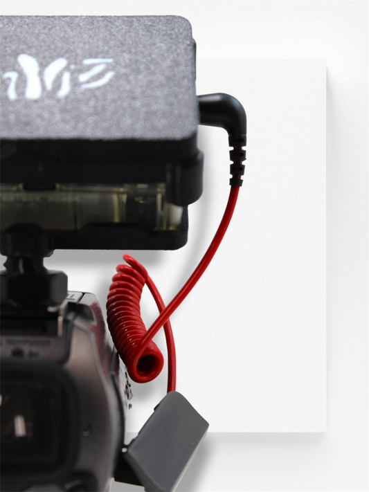 Red 3.5mm to 3.5mm Data Cable for DV Camcorder - ImmersionRC PowerPlay by Invizworldwide