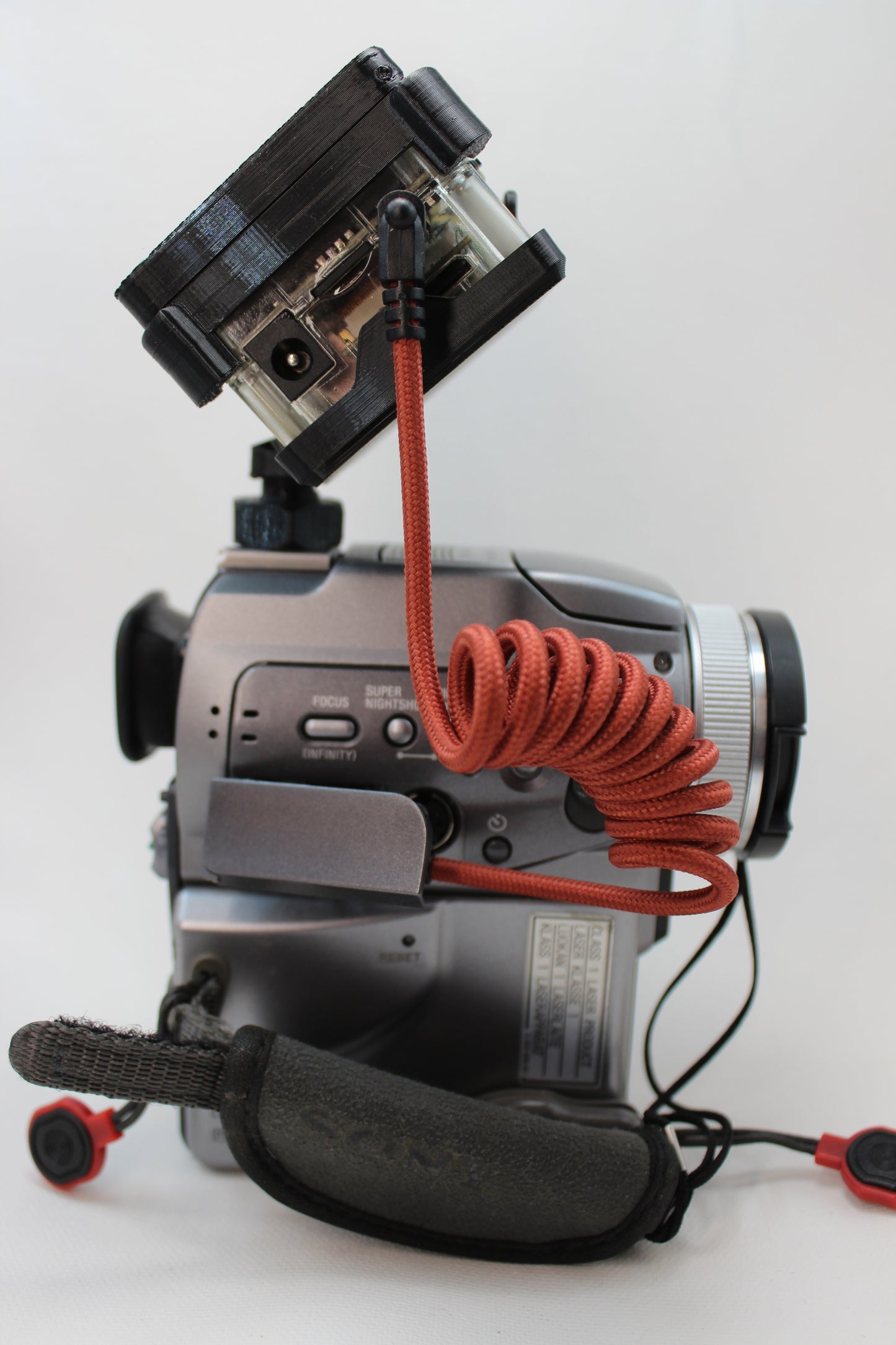 Red 3.5mm to 3.5mm Braided Data Cable for DV Camcorder - ImmersionRC PowerPlay by Invizworldwide