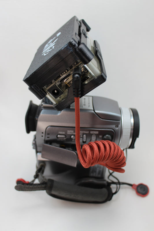 Red 3.5mm to 3.5mm Braided Data Cable for DV Camcorder - ImmersionRC PowerPlay by Invizworldwide